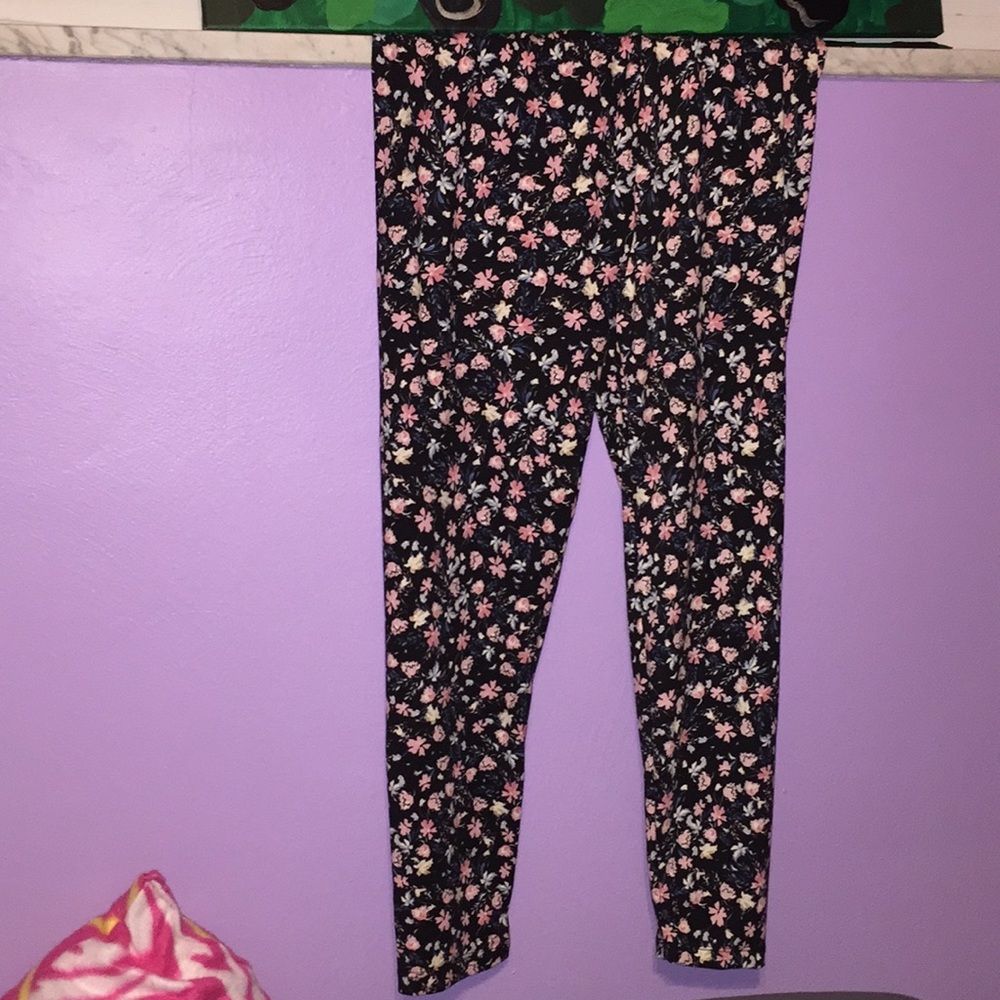X-Large leggings with floral designs